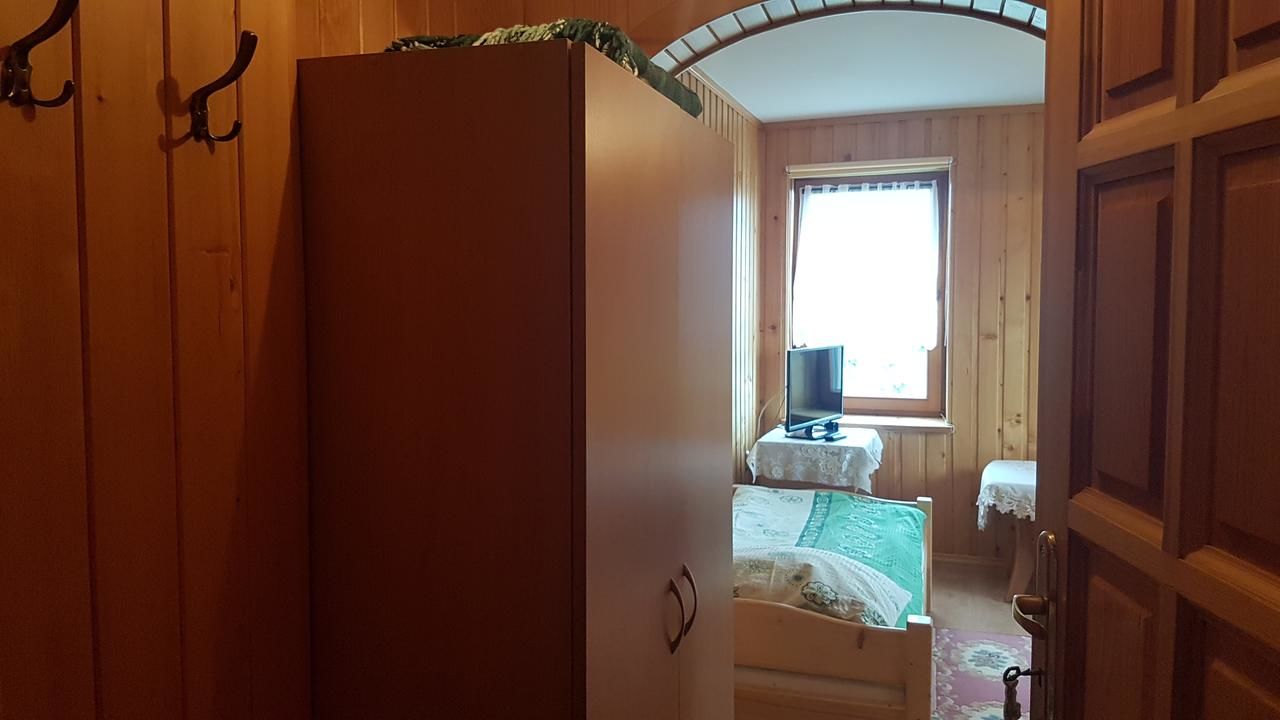 Лоджи Domek i Pokoje Gościnne u Cześka Клюшковце-25